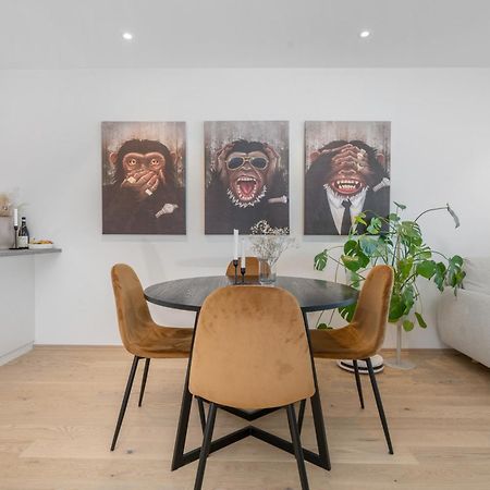 Monkey Business In Kings Park Apartment Tromsø Eksteriør bilde